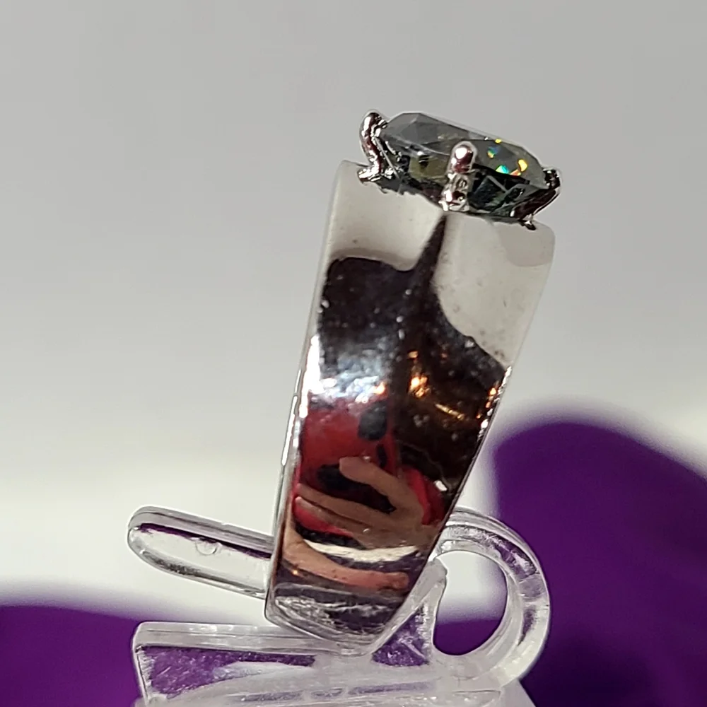 Moissanite 2 Carat Mens/ Unisex Ring
